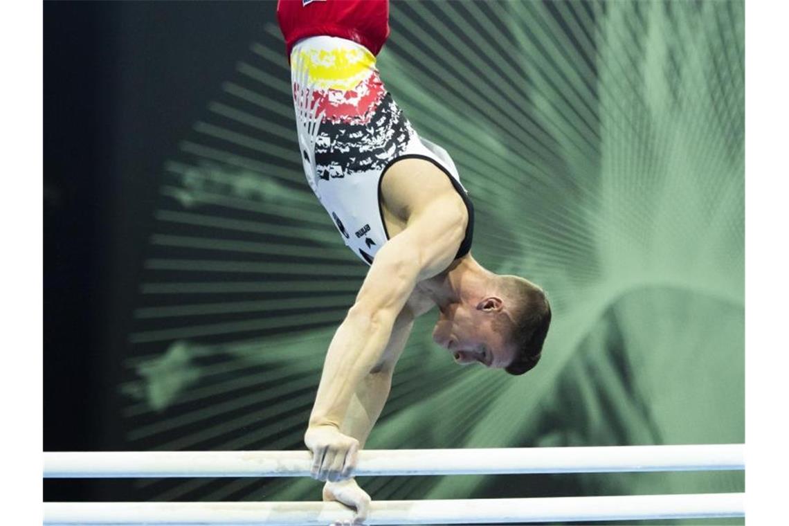 Toba gewinnt Silber am Reck - Dauser mit Barren-Bronze Holte EM-Bronze am Barren: Lukas Dauser. Foto: Georgios Kefalas/KEYSTONE/dpa