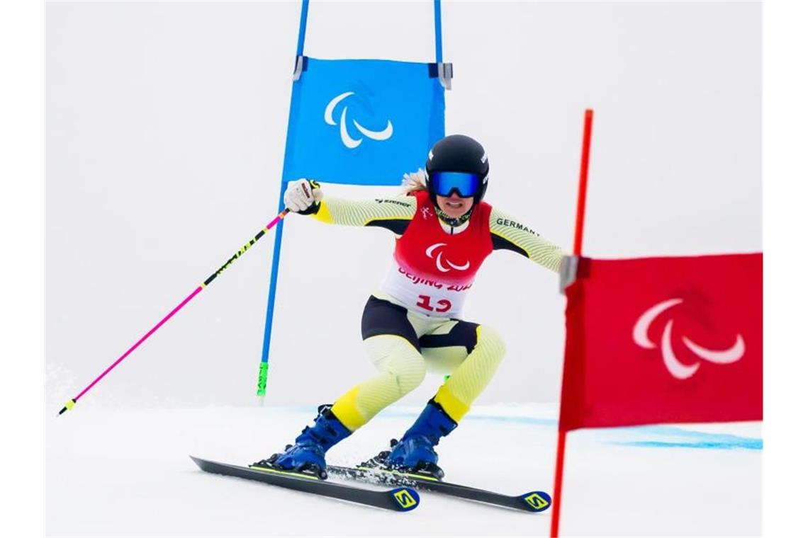 Holte im Riesenslalom der stehenden Klasse Bronze: Andrea Rothfuss. Foto: Christoph Soeder/dpa
