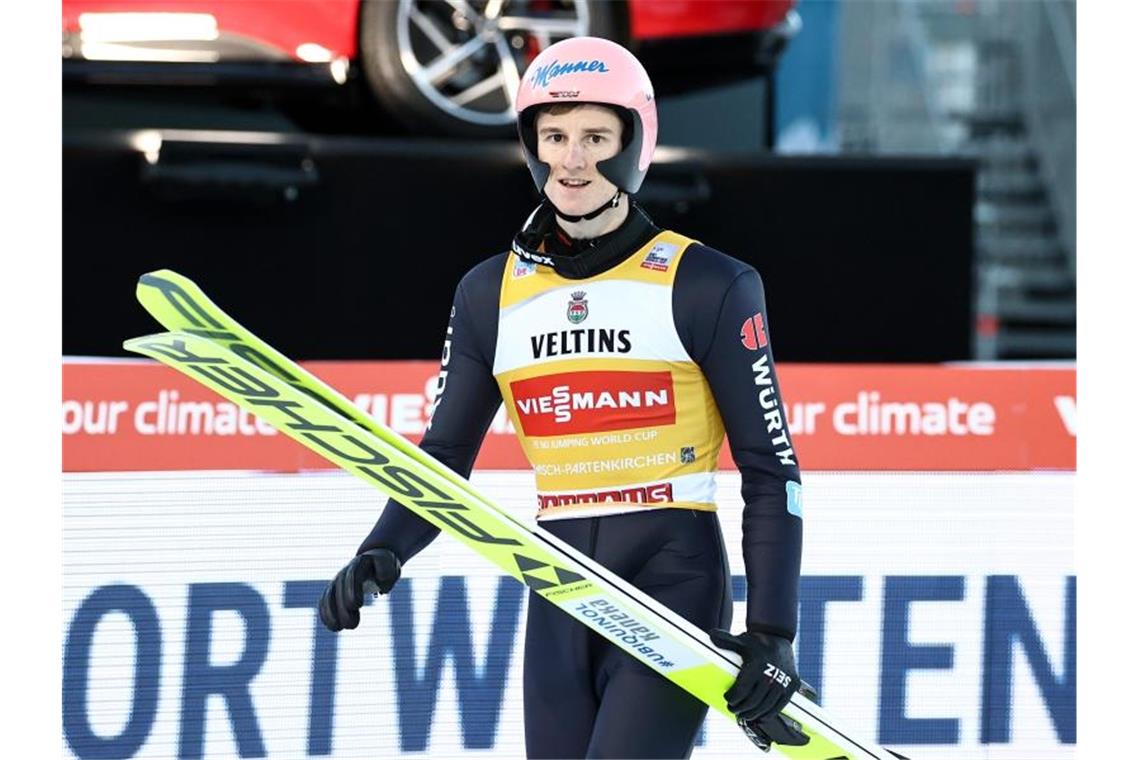 Friedrich, Taubitz, Geiger, Nörl: Deutsche Gold-Kandidaten Holte in Pyeongchang mit dem Team Silber - nun soll es auch im Einzel mit Gold klappen: Karl Geiger. Foto: Daniel Karmann/dpa