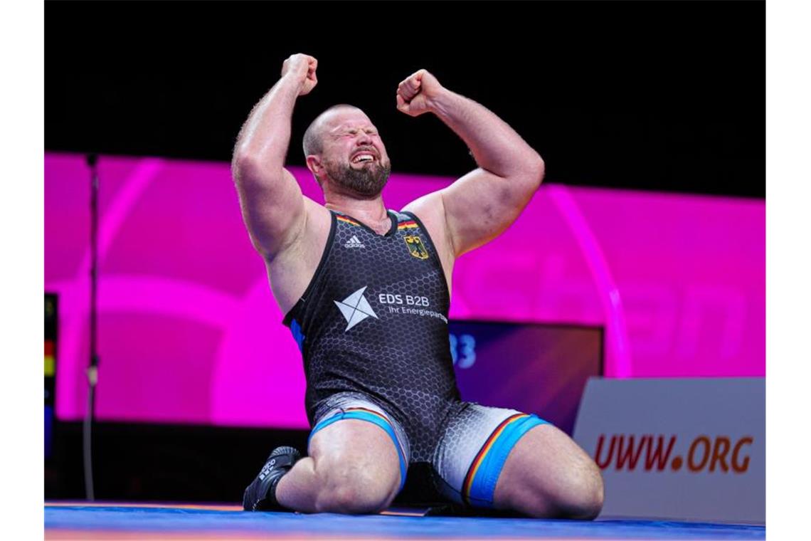 Ringer Stäbler mit frühem EM-Aus - Bronze für Popp Holte in Warschau Bronze: Eduard Popp. Foto: Kadir Caliskan / Uww/UWW/dpa