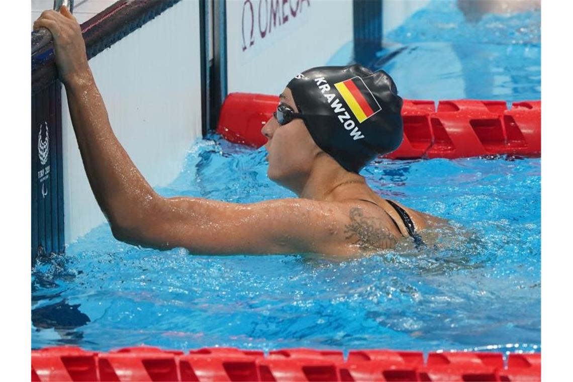 Weltrekord-Mann Engel und Krawzow schwimmen zu Gold Holte kurz nach Taliso Engel das zweite deutsche Para-Schwimmgold in Tokio: Elena Krawzow. Foto: Marcus Brandt/dpa