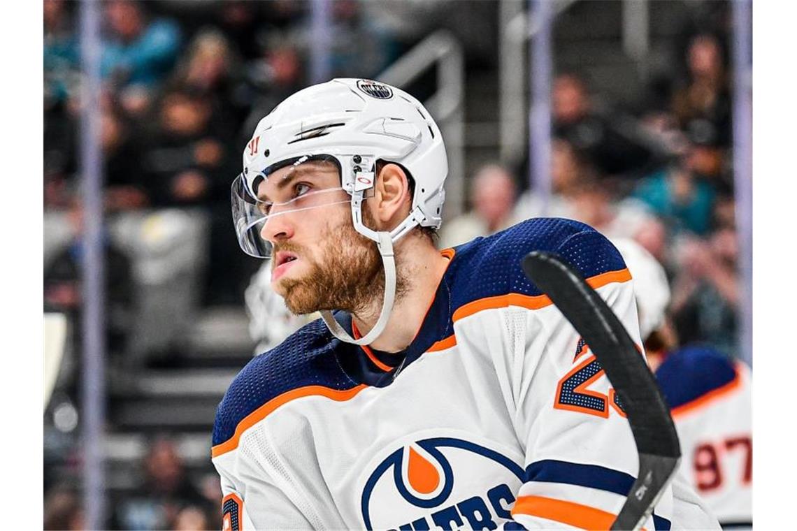 Holte mit den Oilers einen Sieg gegen San Jose: Leon Draisaitl. Foto: Chris Brown/CSM via ZUMA Wire/dpa