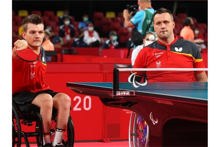 Holten Silber im Para-Tischtennis: Thomas Schmidberger (l) und Thomas Brüchle. Foto: Karl-Josef Hildenbrand/dpa