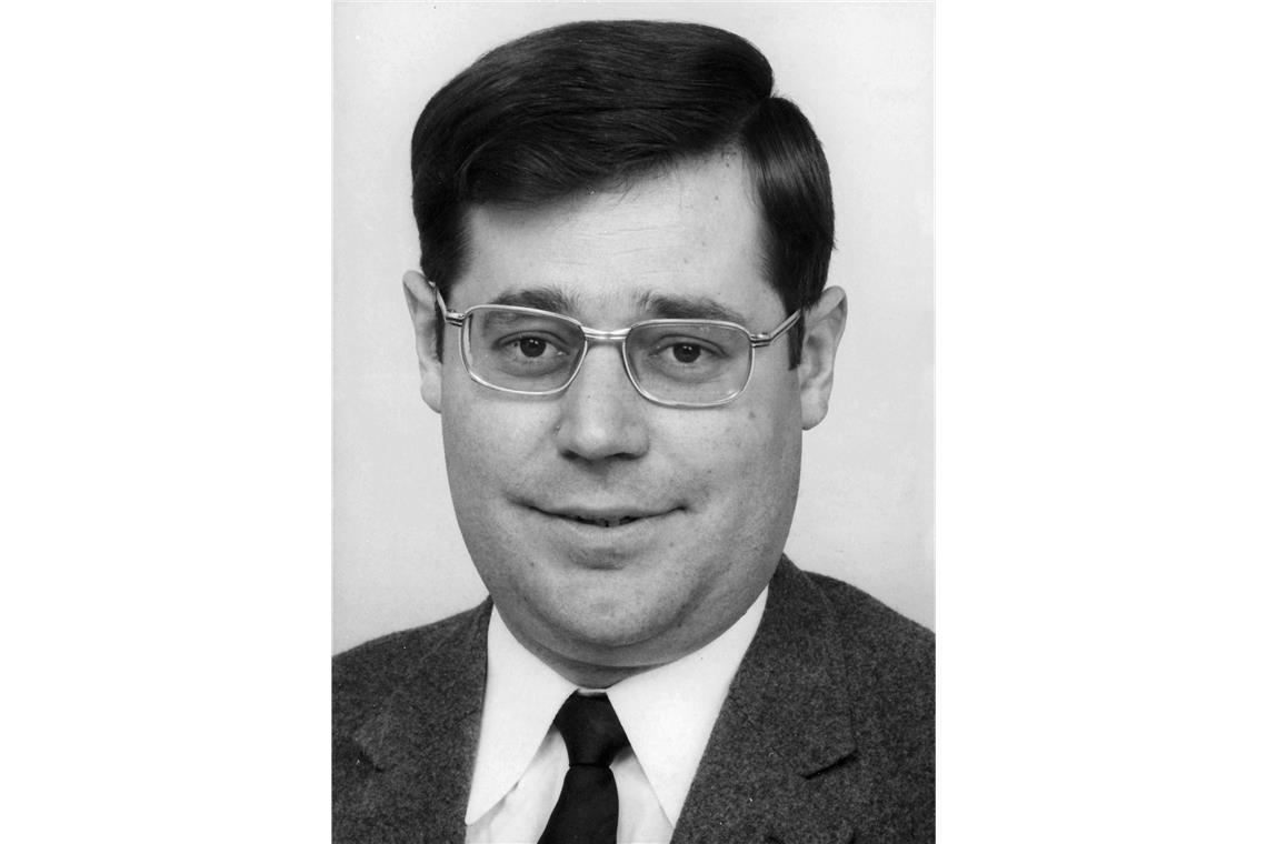 Horst Lässing blickt auf seine Zeit als Landrat zurück Horst Lässing als Kandidat für das Amt des Landrats 1973. Archivfoto: privat