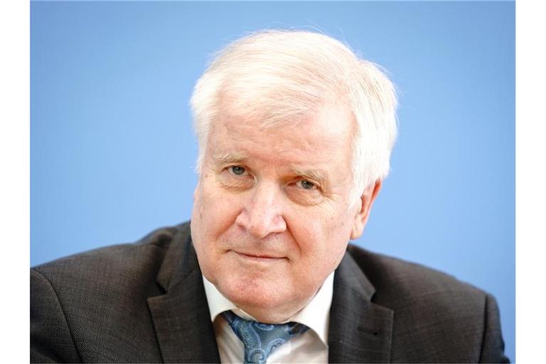 Horst Seehofer (CSU), Bundesminister des Innern, für Bau und Heimat. Foto: Kay Nietfeld/dpa/Archivbild