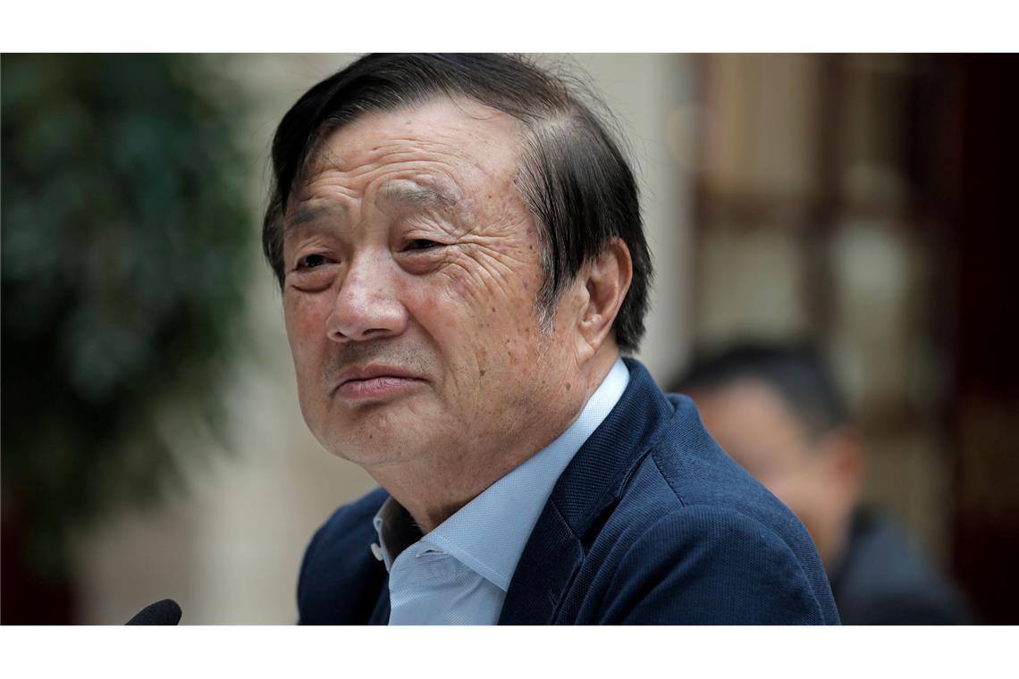 Huawei-Gründer redet Stärke eigener Chips klein Huawei liegt laut Gründer Ren Zhengfei bei Chips noch eine Generation hinter den USA zurück. (Archivbild).