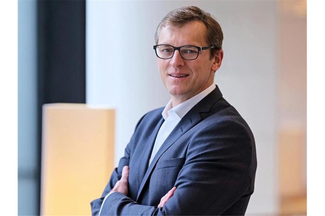 Hubert Barth, Vorsitzender der Geschäftsführung des Deutschland-Ablegers von EY, wird künftig eine neue Aufgabe „auf europäischer Ebene“ übernehmen. Foto: Ernst & Young GmbH /dpa