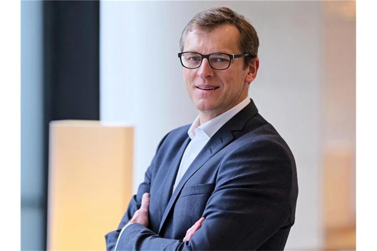 Hubert Barth, Vorsitzender der Geschäftsführung des Deutschland-Ablegers von EY, wird künftig eine neue Aufgabe „auf europäischer Ebene“ übernehmen. Foto: Ernst & Young GmbH /dpa