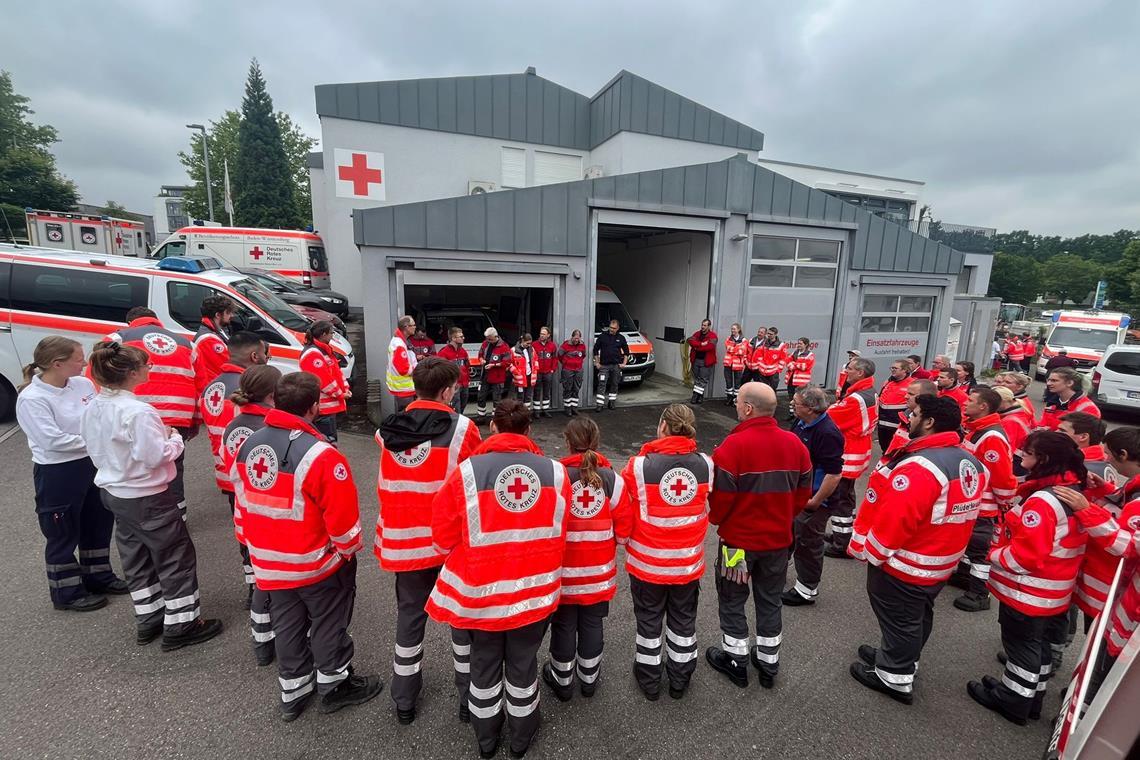 Hunderte Einsatzkräfte von DRK, Feuerwehr und weiteren Organisationen waren während des Hochwassers Anfang Juni 2024 im Dauereinsatz. Foto: DRK Rems-Murr