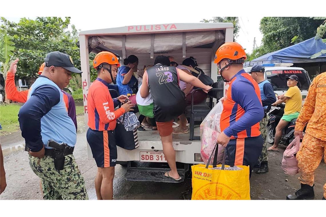 Hunderttausende müssen ihre Häuser verlassen.