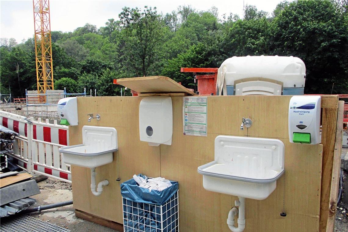 Hygienestation auf der Baustelle. Foto: Landratsamt