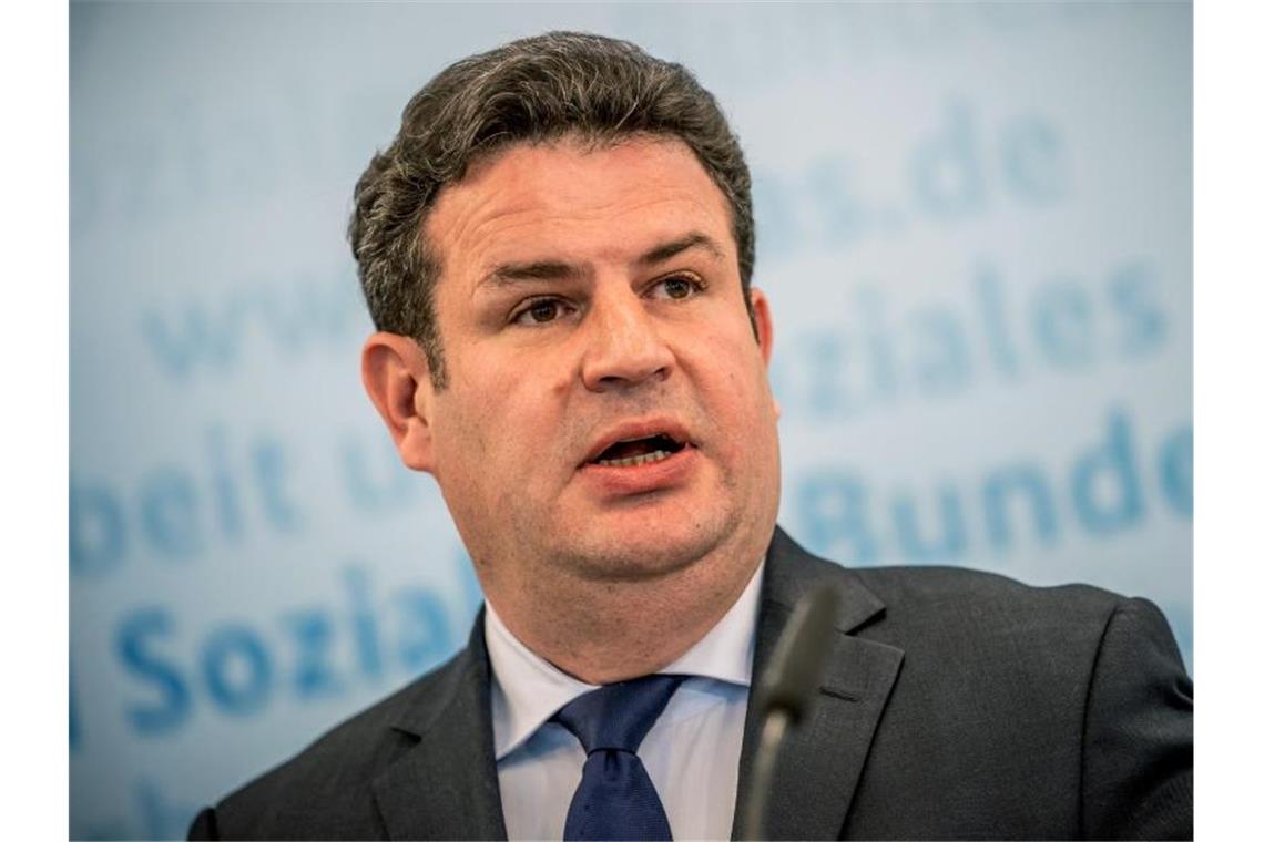 „Ich bin nicht zufrieden, dass die Diskussion so lange dauert“, sagt Hubertus Heil. Foto: Michael Kappeler/dpa