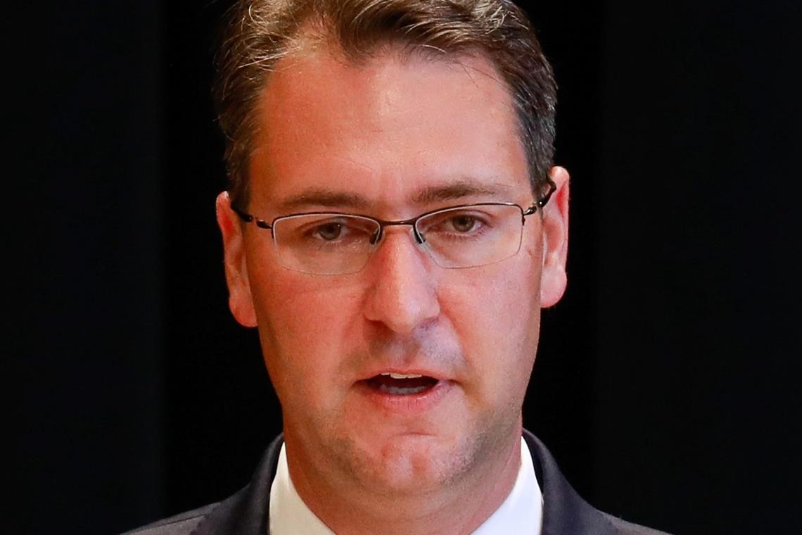 Noch zwei Zehntel weniger bei der Kreisumlage „Ich habe die Hoffnung, dass wir eine Lösung gefunden haben, die trägt. Einen klaren Modus.“Landrat Richard Sigelzur Finanzierungsleitlinie