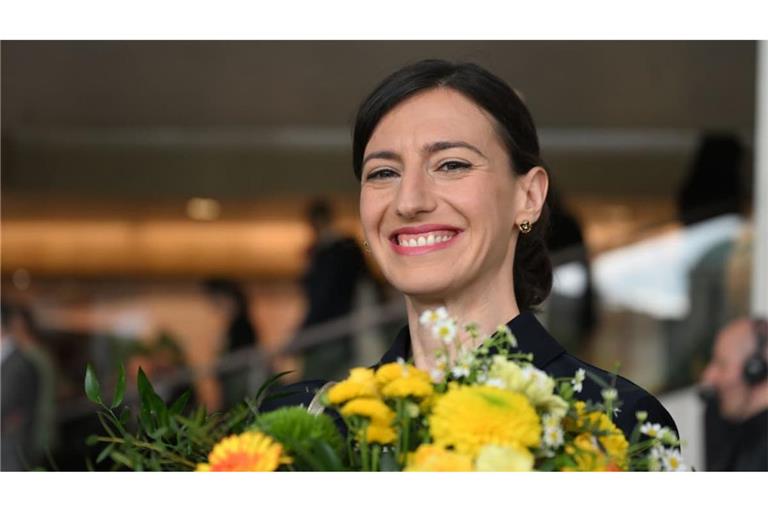 «Ich kann verstehen, dass viele Menschen denken, dass ich Deutsch sprechen sollte», sagte Flavia Zaka, nachdem sie in einem Interview auf Englisch geantwortet hatte. (Archivbild)