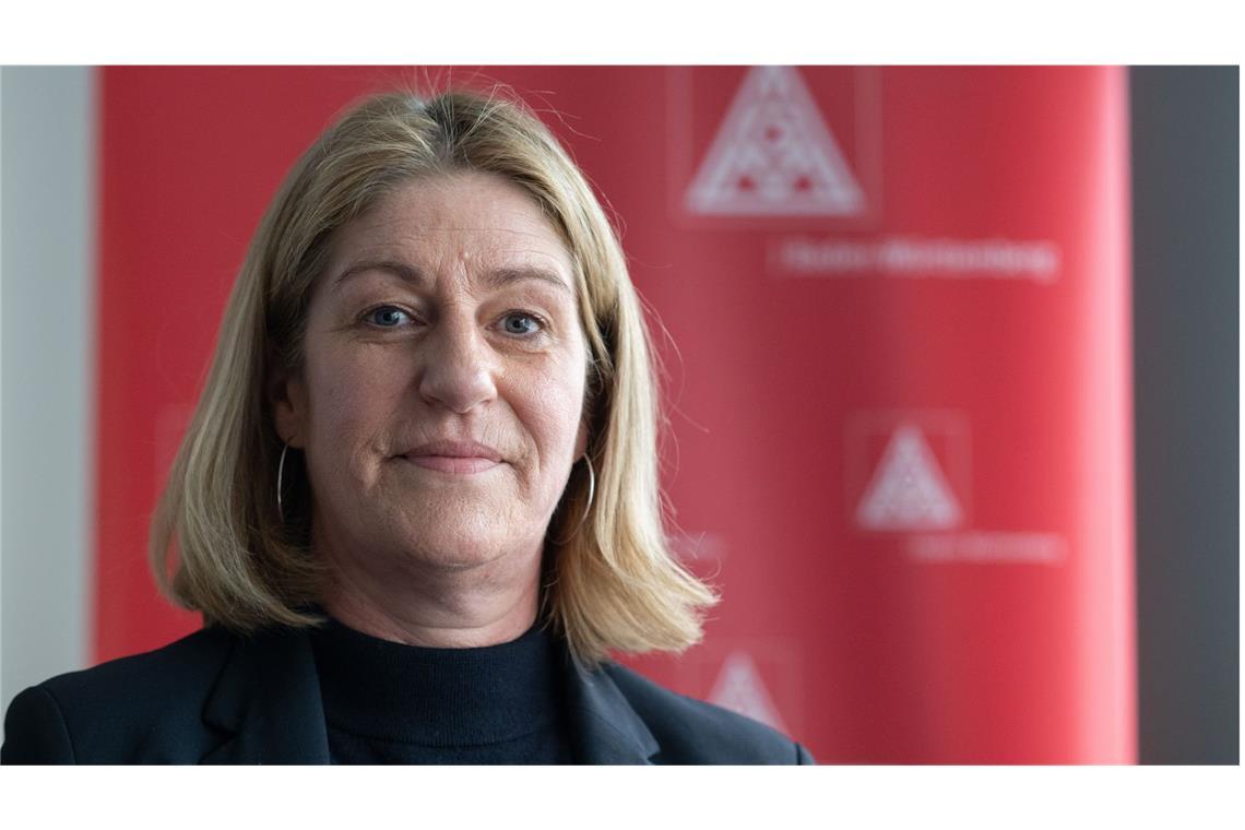 IG-Metall-Bezirksleiterin Barbara Resch mahnt einen „spürbaren Sofortausgleich“ für hohe Spritpreise an.