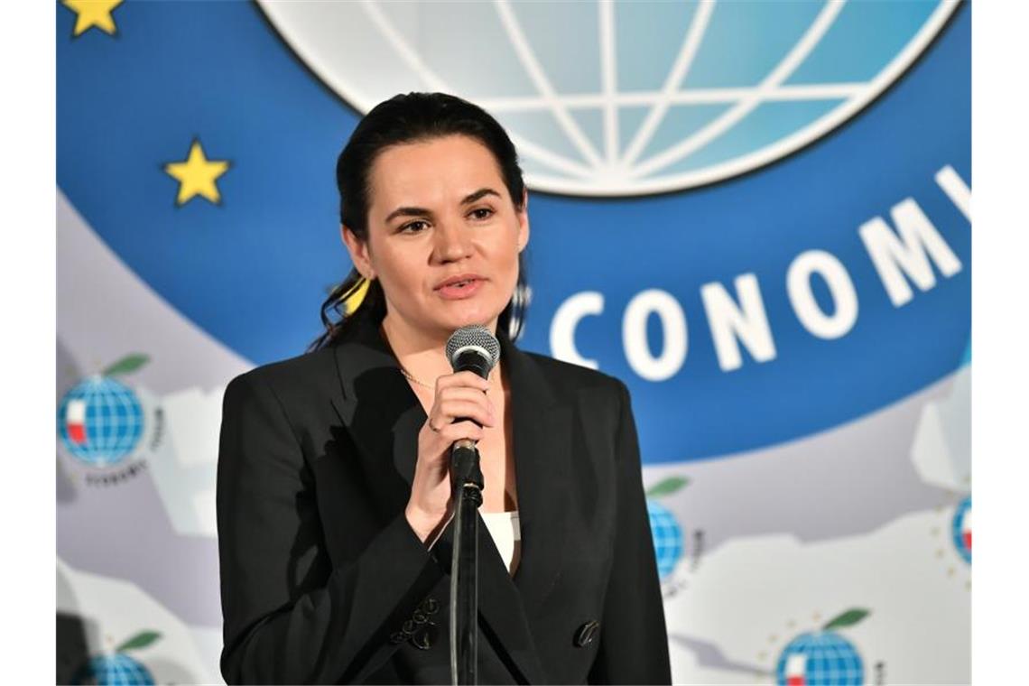 EU-Außenminister empfangen belarussische Oppositionsführerin Ihr Besuch in Brüssel sorgt für Kritik: die belarussische Oppositionsführerin Swetlana Tichanowskaja. Foto: Maciej Kulczynski/PAP/dpa/Archiv