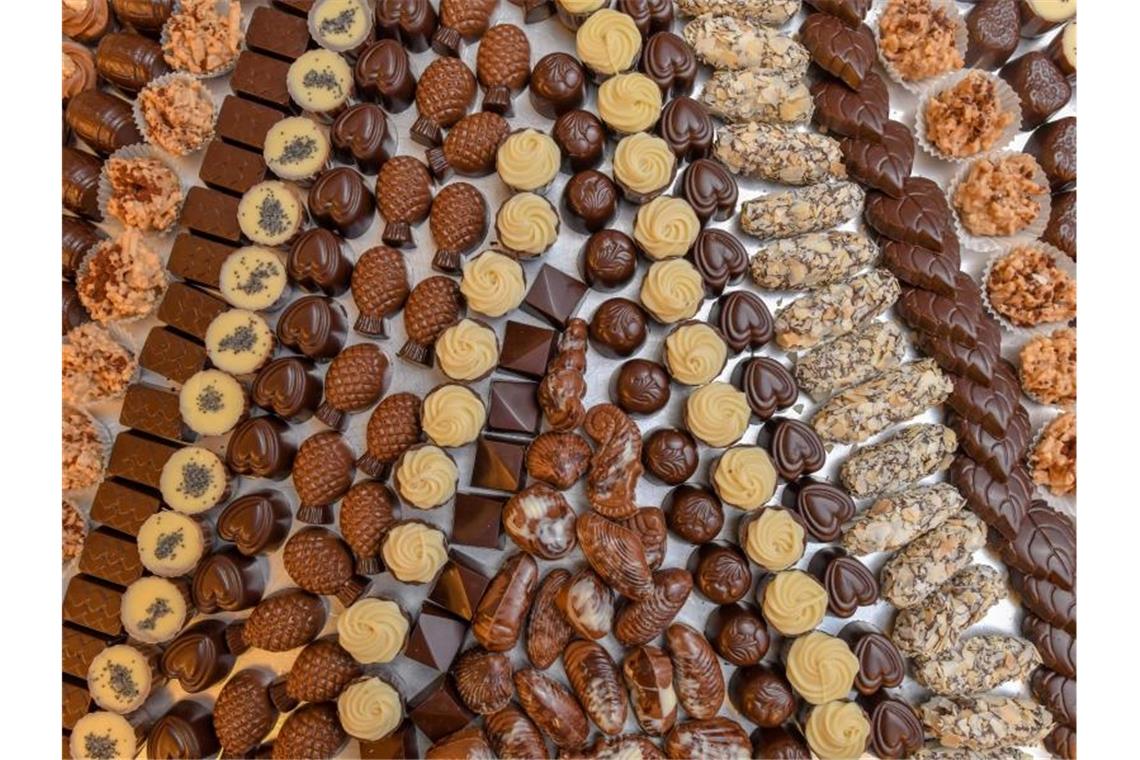 Verbraucher zahlen mehr für Weihnachtssüßigkeiten Ihre Weihnachtssüßigkeiten lassen sich die Verbraucher in Deutschland einiges kosten. Foto: Patrick Pleul/zb/dpa