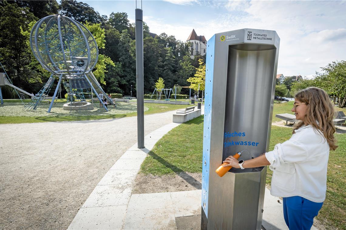 Trinkwasserbrunnen werden viel genutzt Im August wurden beim Trinkwasserbrunnen am Annonaygarten durchschnittlich 400 Liter am Tag abgezapft. Foto: Alexander Becher