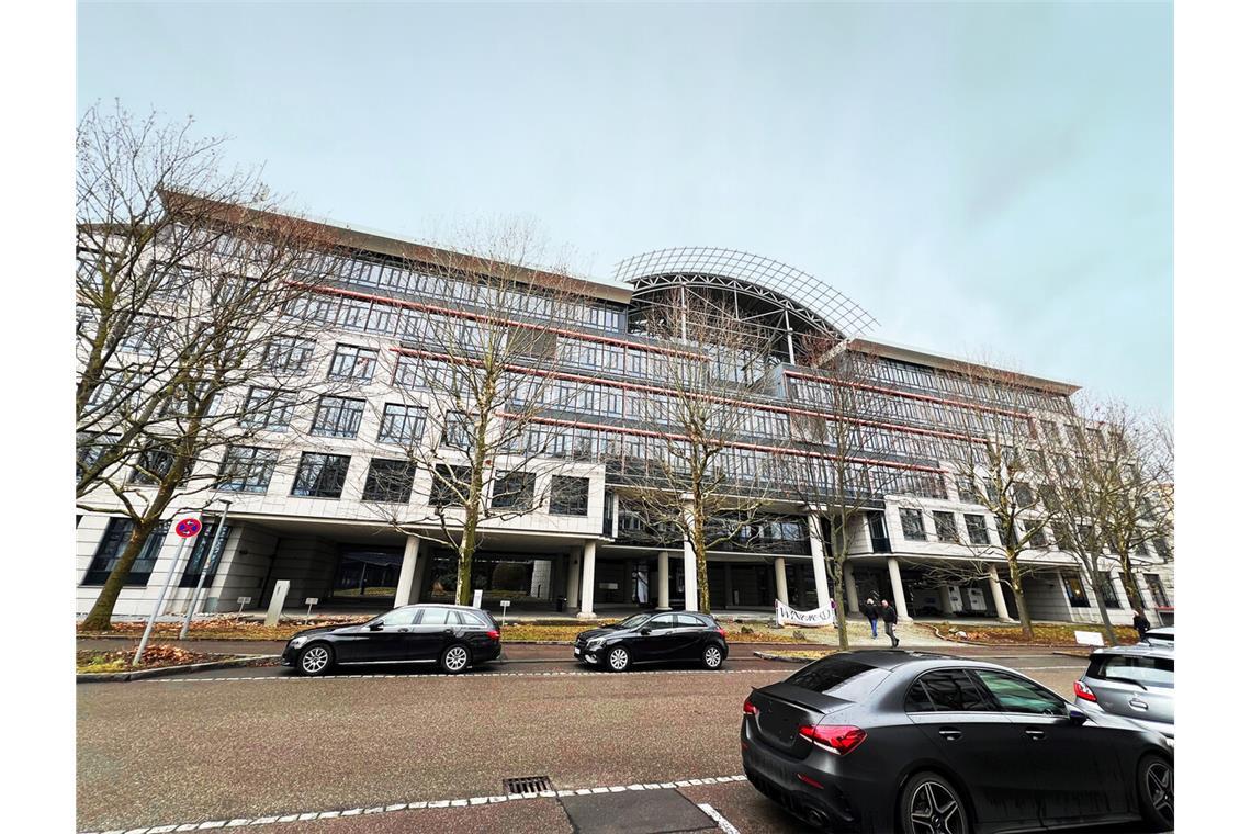 Flüchtlinge im Stadtgebiet ungleich verteilt Im Bürogebiet Mittlerer Pfad in Weilimdorf gibt es viel Leerstand, der zum Teil dem Land zur Flüchtlingsunterbringung angeboten wird.