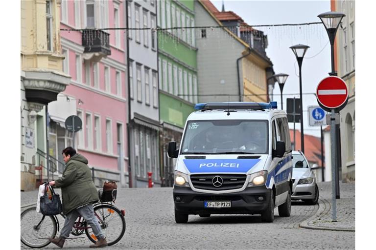 Im deutschlandweit am stärksten von der Corona-Pandemie betroffenen Landkreis Hildburghausen in Thüringen hat sich das Infektionsgeschehen noch einmal verschärft. Foto: Martin Schutt/dpa-Zentralbild/dpa