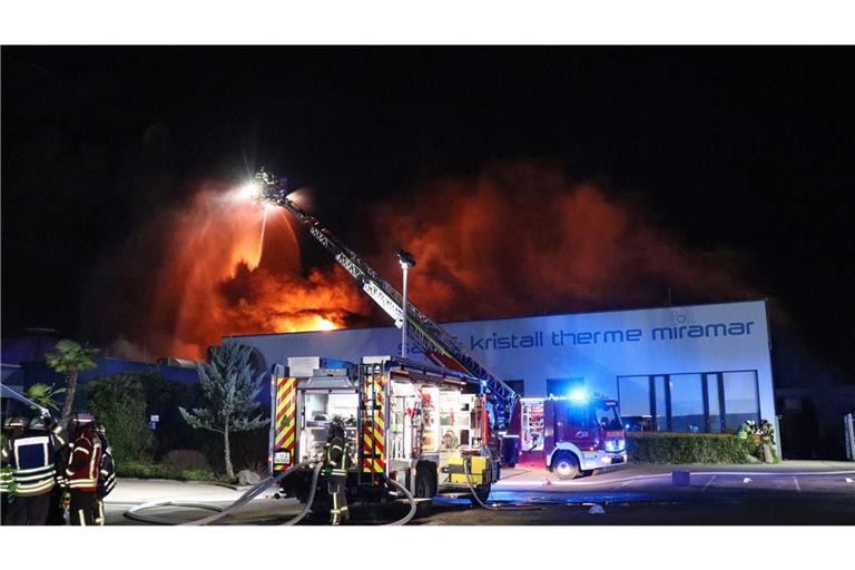 Im Dezember wurde das Spaßbad durch einen Brand zerstört.