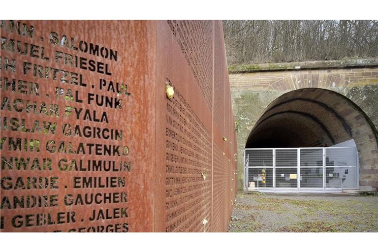 Im ehemaligen Autobahntunnel befindet sich die KZ-Gedenkstätte auf dem Engelberg in Leonberg.