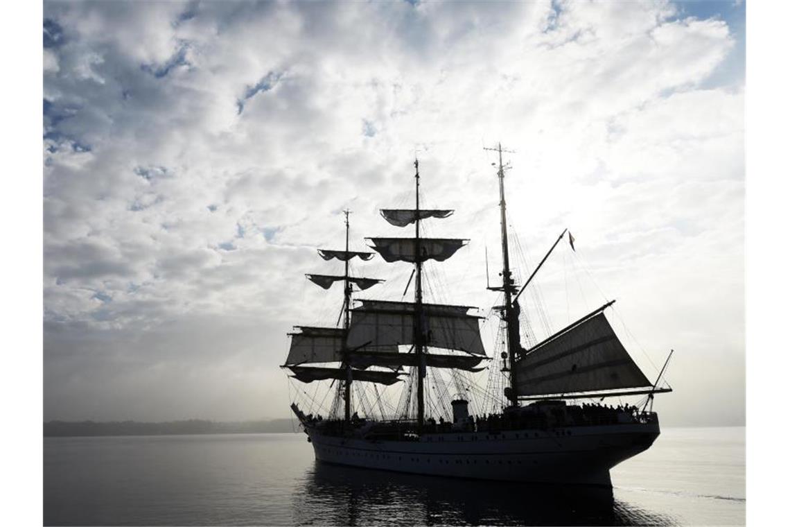 Im Fall der 2008 tödlich verunglückten „Gorch Fock“-Kadettin Jenny Böken wird wieder ermittelt. Foto: Carsten Rehder