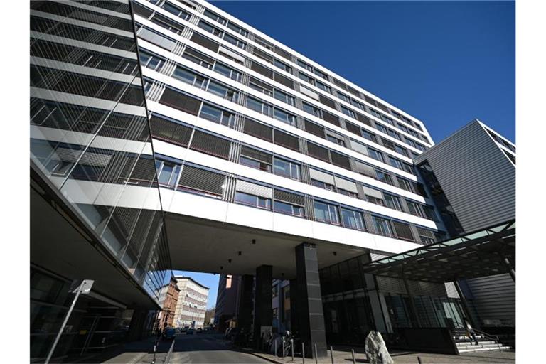 Im Frankfurter Gerichtsviertel liegt der Gebäudetrakt, in dem das Oberlandesgericht (OLG) Frankfurt und die Generalstaatsanwaltschaft ihren Sitz haben. Foto: Arne Dedert/dpa