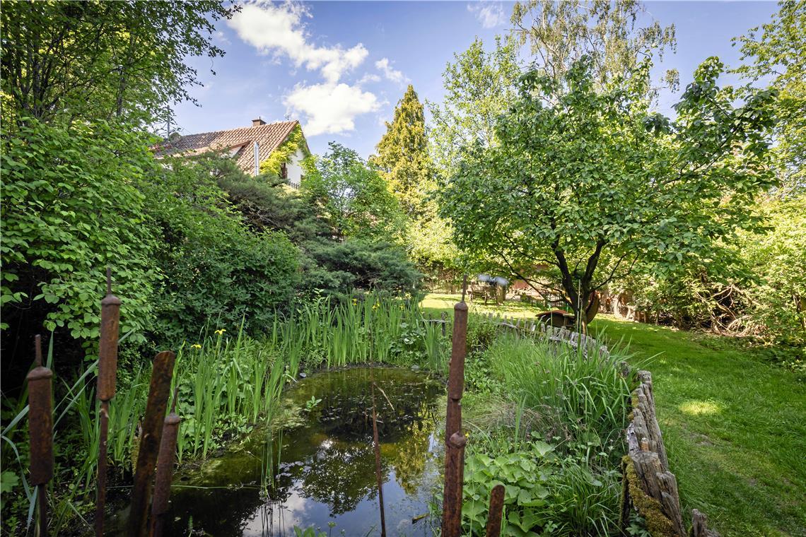 Im Garten von Familie Schopf in Waldrems.