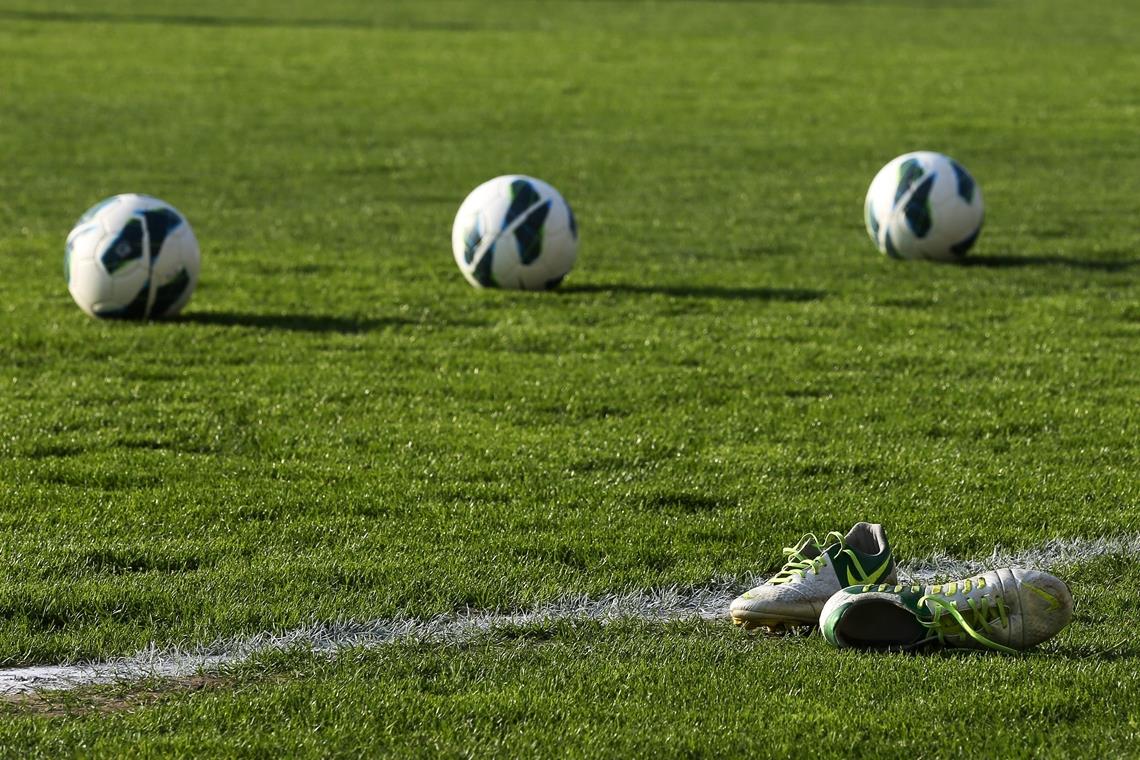 Im Großaspacher Stadion rollt am Samstag kein Ball. Wegen des grassierenden Coronavirus sind die beiden kommenden Drittliga-Spieltage abgesagt. Bittere Pillen für Fans und Vereine. Foto: A. Becher