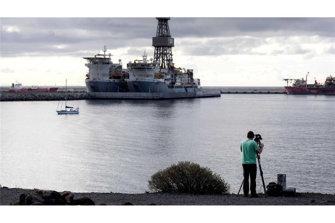 Im Hafen von Granadilla auf Teneriffa sollen Passagiere und ein Teil der Besatzung die "Hondius" verlassen können, um in ihre Heimatländer geflogen zu werden.