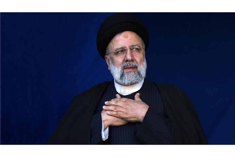 Im Iran sind Trauerfeierlichkeiten für Präsident Ebrahim Raisi  für Dienstag vorgesehen.