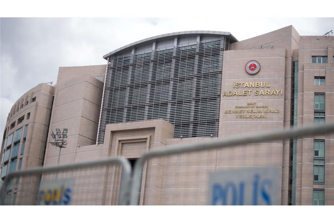 Im Istanbuler Justizpalast Caglayan findet der Prozess gegen die Angeklagten statt. (Archivbild)