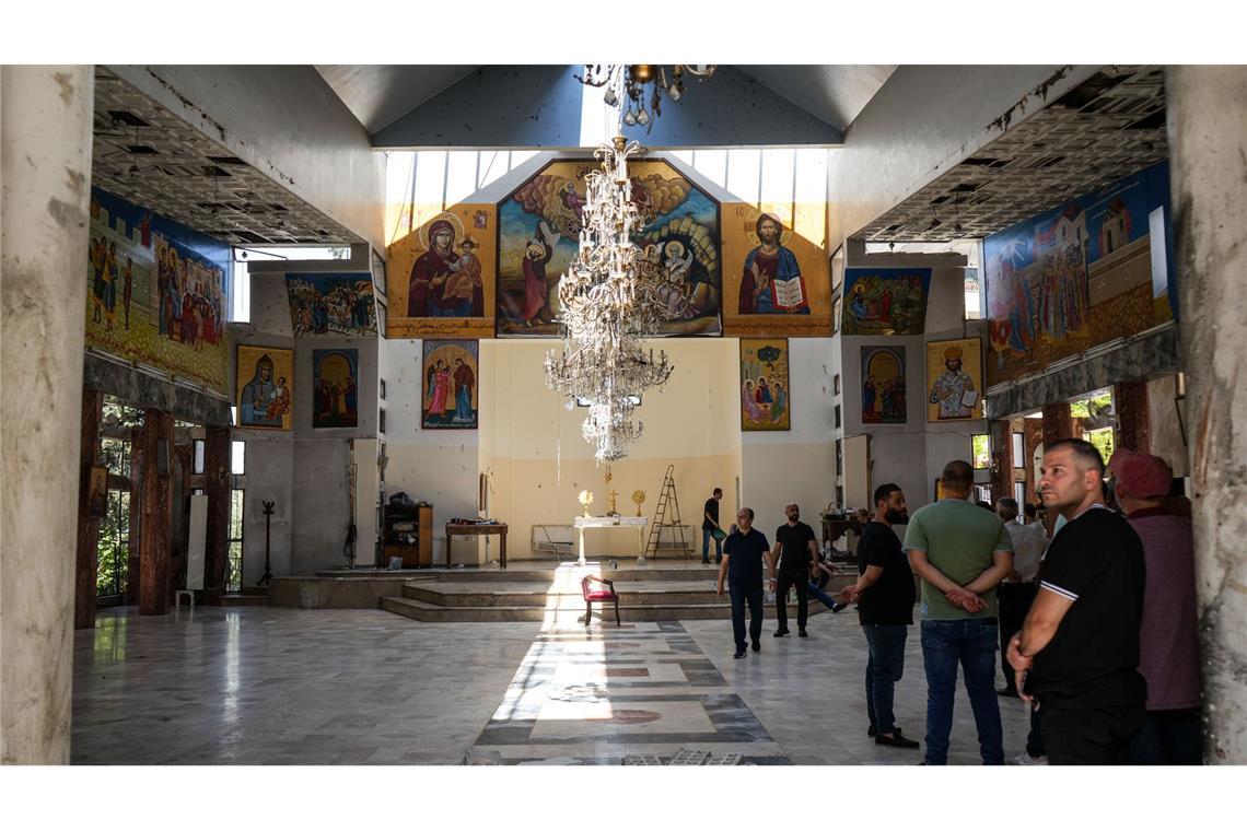 Keine Erkundungsreisen für Syrer - Bamf prüft Widerruf Im Juni wurde ein Selbstmordanschlag auf eine Kirche in Syrien verübt. (Archivfoto)
