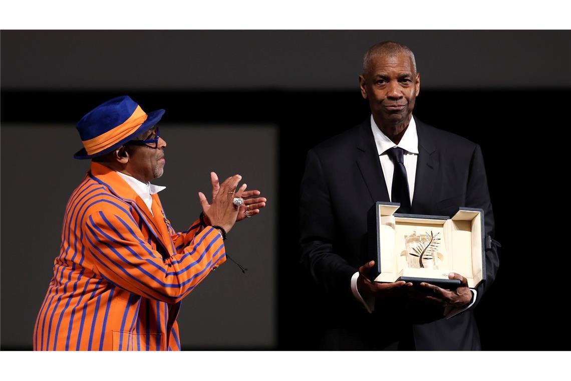 Denzel Washington ermahnt Fotografen und erhält Ehrenpreis Im Kinosaal erhielt der Oscarpreisträger einen Ehrenpreis.