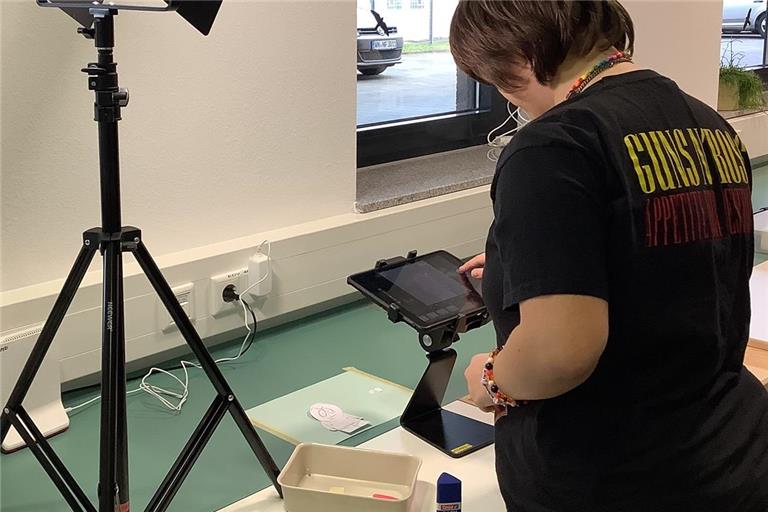Im Kreismedienzentrum können sich zum Beispiel Schulen bestimmte technische Geräte ausleihen. In Backnang ist die Nachfrage allerdings stark zurück gegangen. Symbolfoto: privat