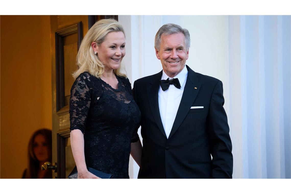 Liebes-Aus für immer? Christian und Bettina Wulff getrennt Im Mai 2024 waren die Wulffs noch gemeinsam bei einem Staatsbankett zu Ehren des französischen Präsidenten Emmanuel Macron im Schloss Bellevue. (Archivbild)