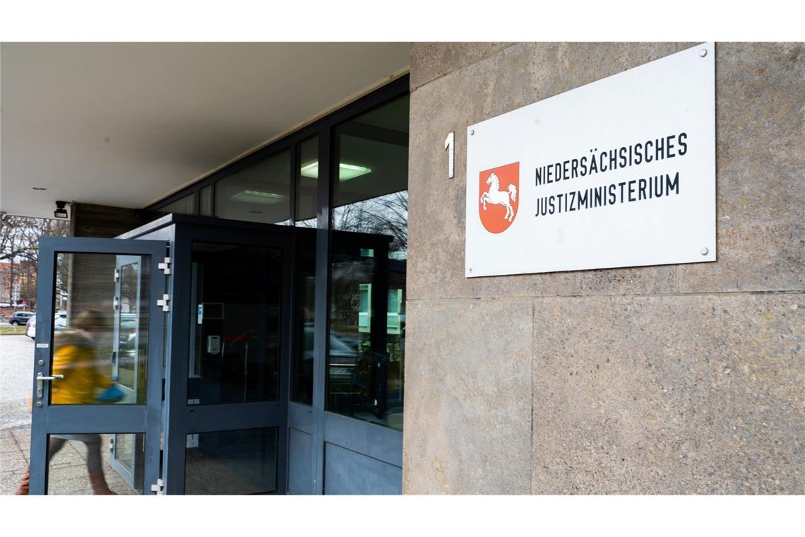 Im niedersächsischen Justizministerium beginnt die Aufarbeitung. (Archivbild)
