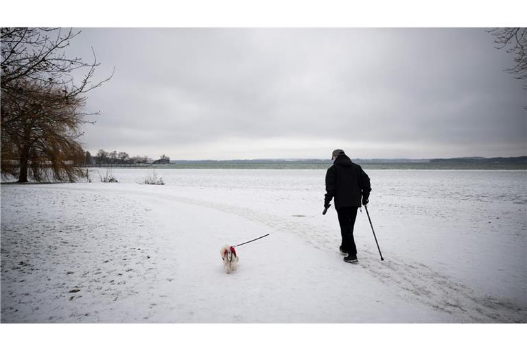 Im Norden bleibt es frostig.