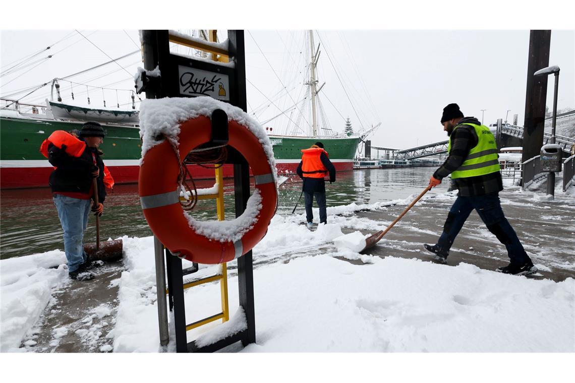 Im Norden können regional bis zu 20 Zentimeter Neuschnee zusammenkommen.