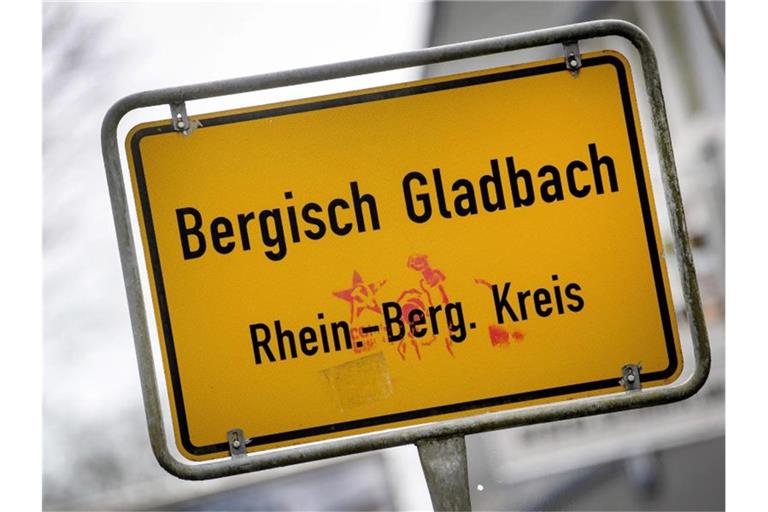 Im Oktober 2019 fand die Polizei bei einem Familienvater in Bergisch Gladbach Tausende Bilder und Videos. Foto: Federico Gambarini/dpa