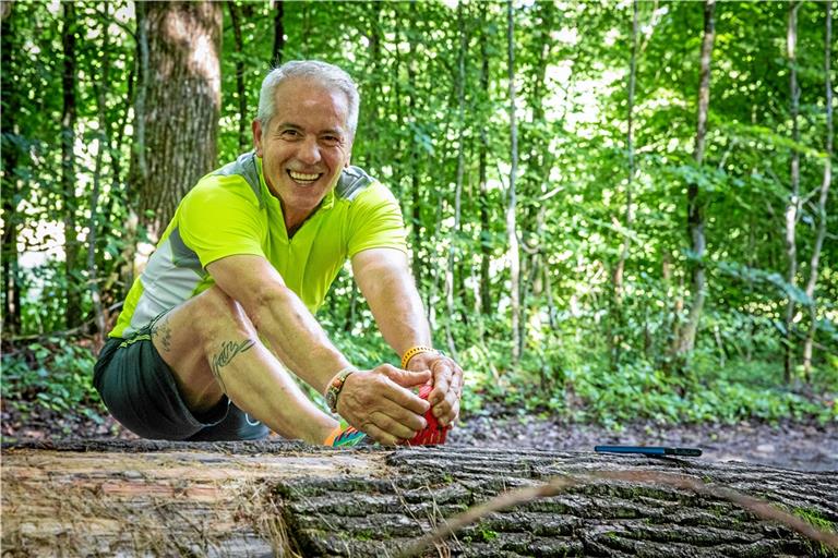 Im Plattenwald ist Carlos Ferreira oft zum Lauftraining. Als sportliches Ziel nennt er den Ultramarathon auf dem Rössleweg in Stuttgart. Foto: A. Becher