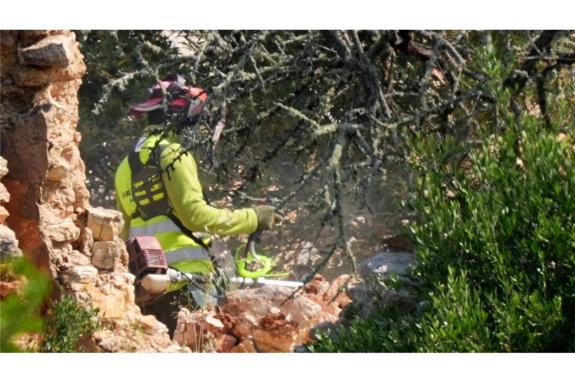 Suchaktion im Fall Maddie wiederaufgenommen Im Rahmen der Ermittlungen deutscher Behörden gegen den verurteilten Sexualstraftäter Christian B. wird eine Suchaktion in Portugal durchgeführt.
