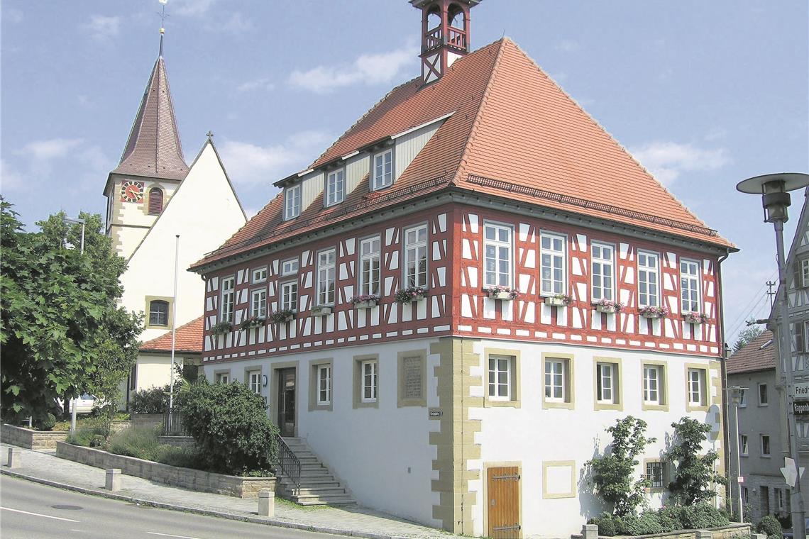 Im Rathaus Kirchberg wird es für Gemeinderatssitzungen weiterhin Papiervorlagen geben. Archivfoto: E. Layher