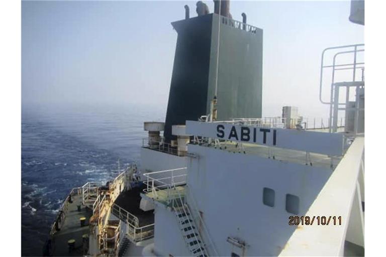 Im Roten Meer vor Saudi-Arabien ist es nach Angaben des iranischen Ölministeriums zu einer Explosion auf dem iranischen Öltanker „Sabiti“ gekommen. Foto: Iranian Oil Ministry/SHANA/AP/dpa