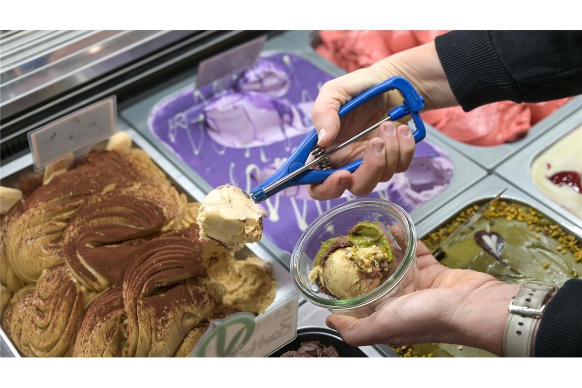 Im Sommer sind Sorbets und Fruchteissorten sehr beliebt. (Archibild)