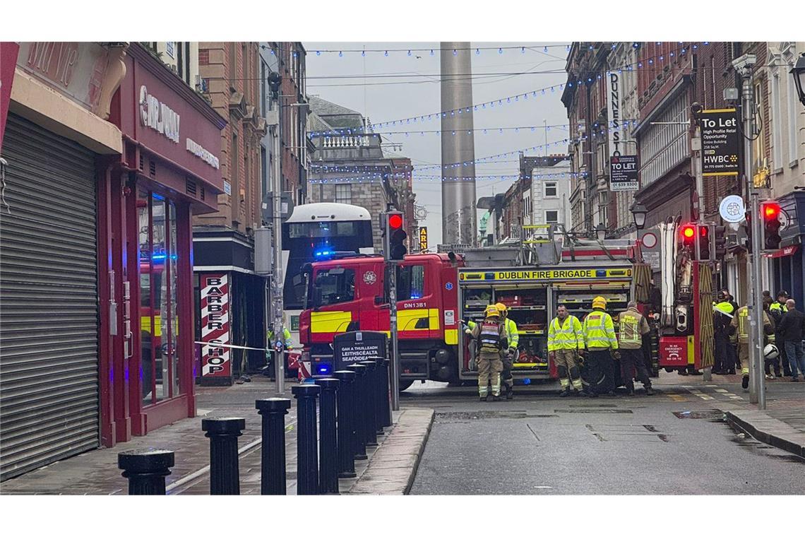 Im Stadtzentrum von Dublin hat es einen Unfall mit einem Bus gegeben.