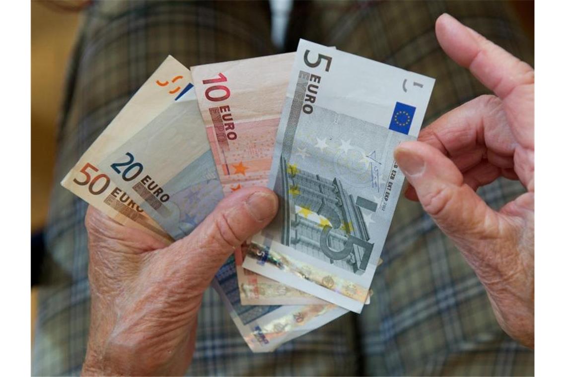 Im Startjahr 2021 soll die Grundrente die Steuerzahler 1,3 Milliarden Euro kosten. Foto: picture alliance / dpa