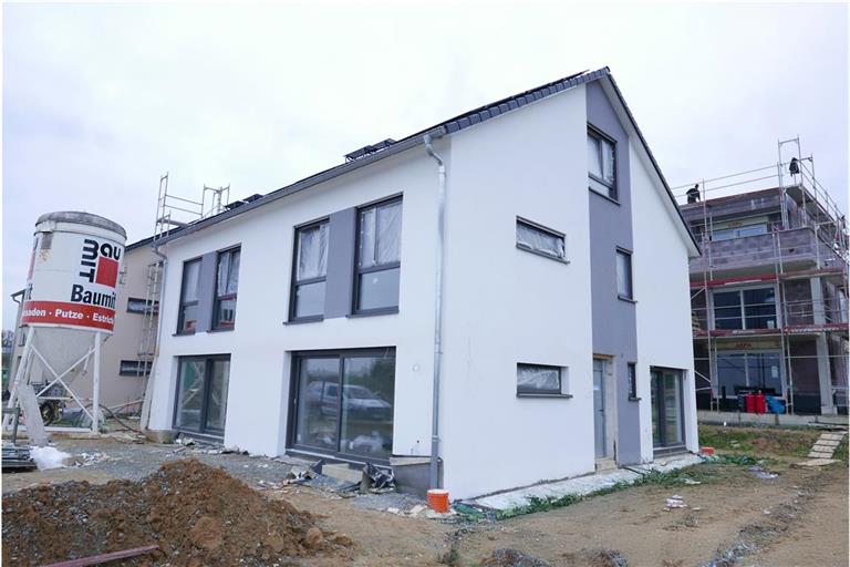 Im Stegmühlenweg in Großaspach baut der Bauträger Aspa zurzeit neue Wohnungen. Durch den Bauturbo könnten für das Unternehmen künftig auch Projekte möglich werden, die bisher am Bebauungsplan gescheitert sind. Foto: Aspa Immobilien