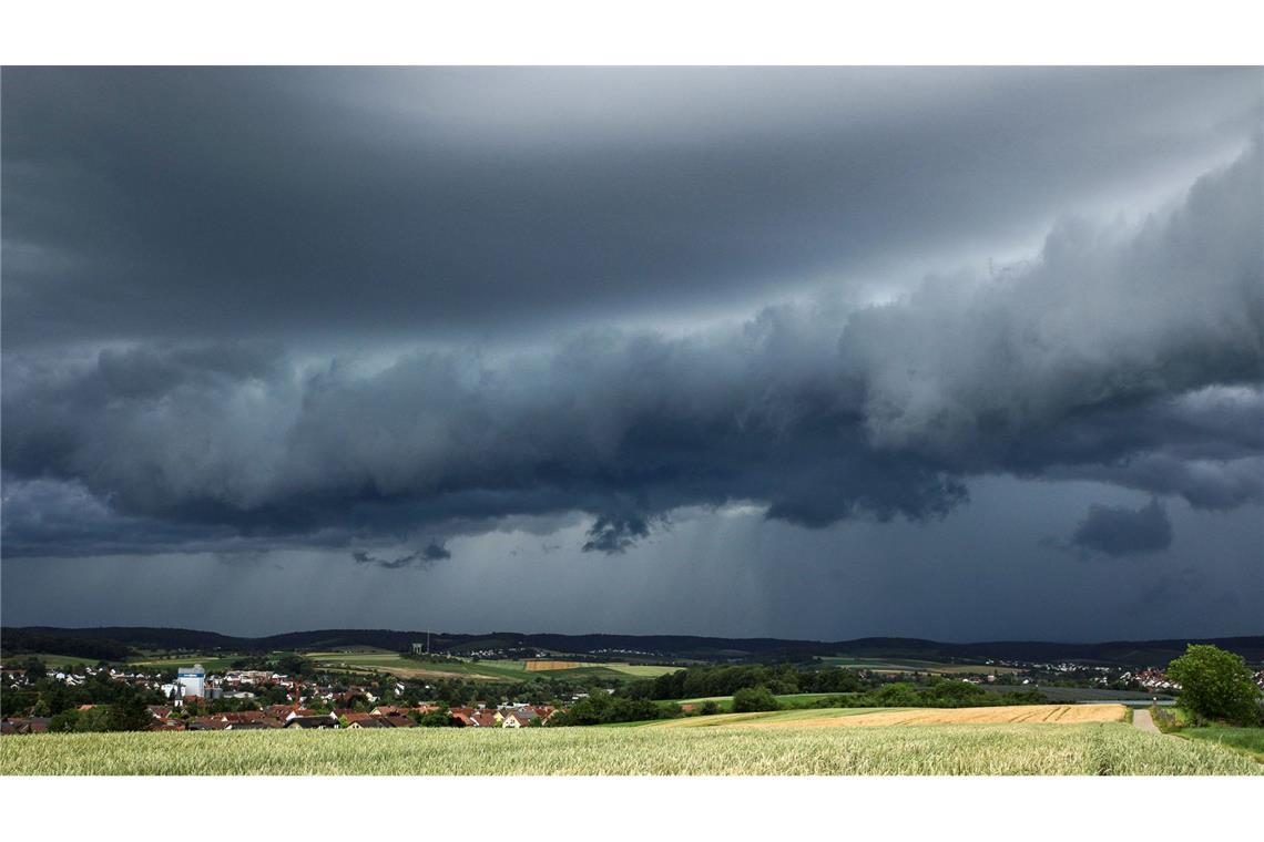 Hitze, Hagel, Hochwasser – am Wochenende drohen Unwetter Im Südwesten drohen am Wochenende Gewitter.